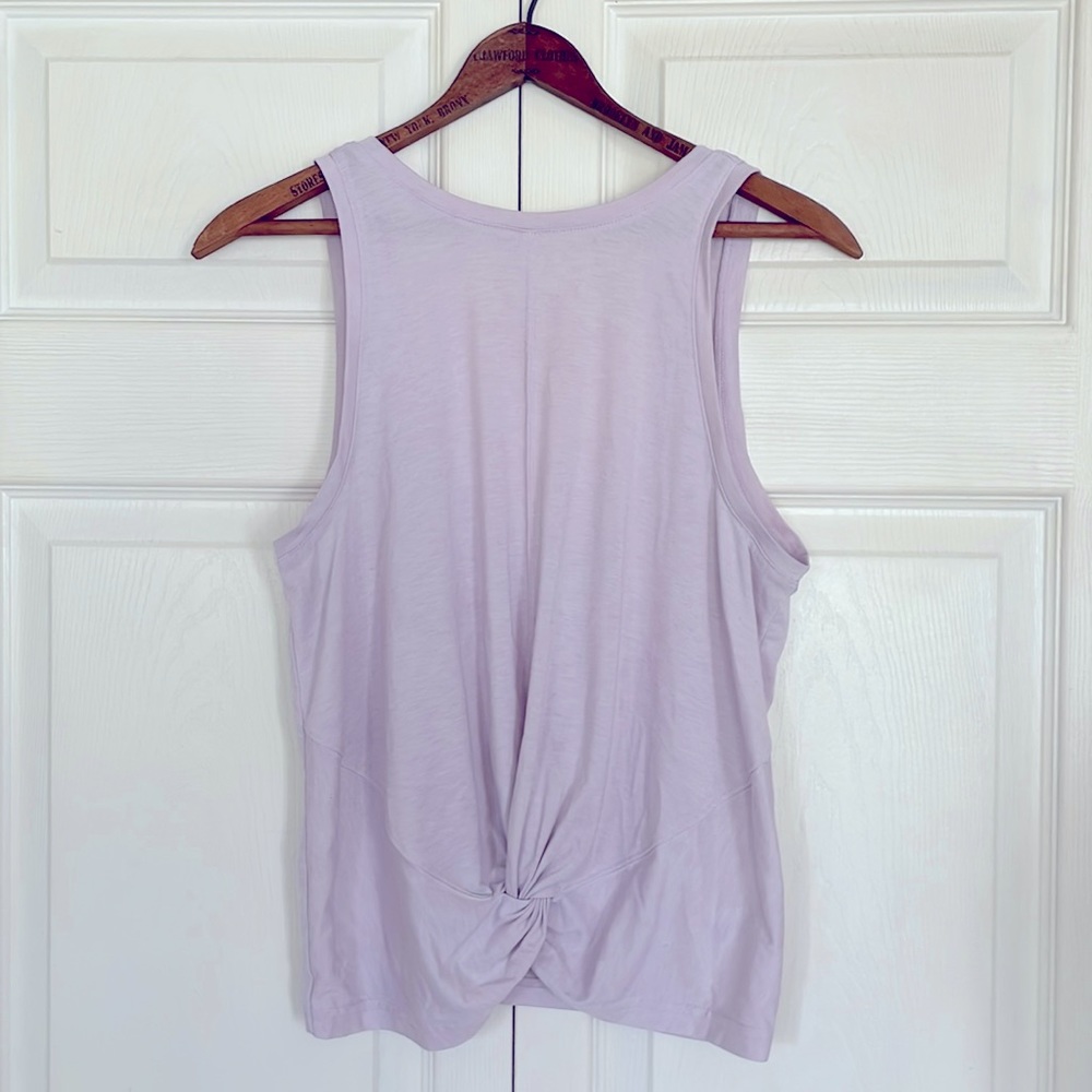 Athleta Twisted Front Tank. Lavender. Sz S.